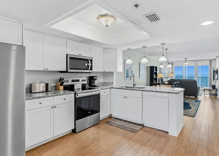 Hamilton House 302